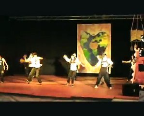 Le tour du monde en 80.. Danses!