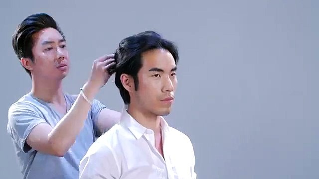 ¿Cómo se ve un hombre con 12 cortes de cabello diferentes?