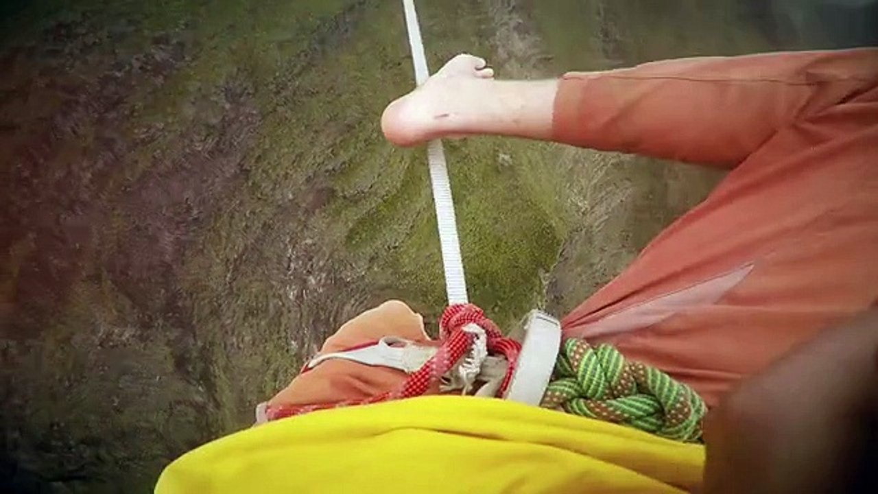 Nathan Paulin Sets a 403 M Highlining World Record _npmake.com