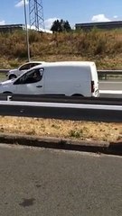 Coincés dans les bouchons ? Voici LA technique à utiliser pour en sortir ... OU PAS !