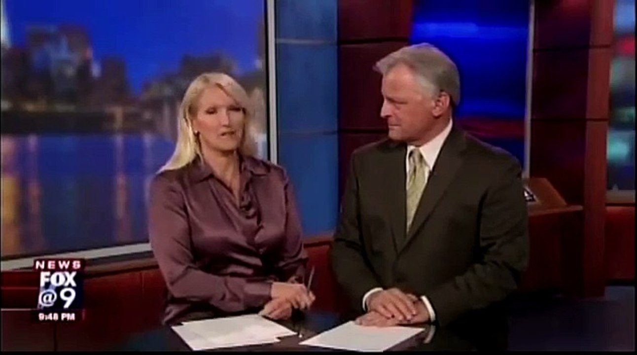 Kate Upton News Blooper! HOT!