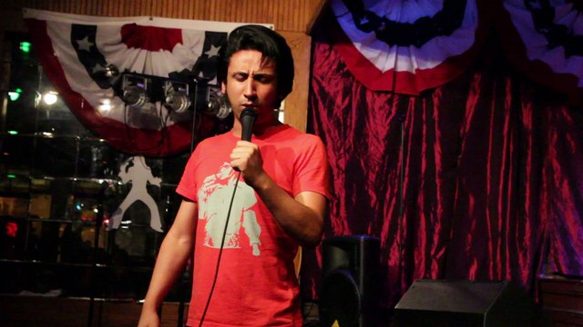 Sean Spiteri sings 'The Wonder Of You' Elvis Week 2014