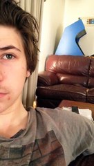 Girl gets possessed during makeup tutorial Reaction