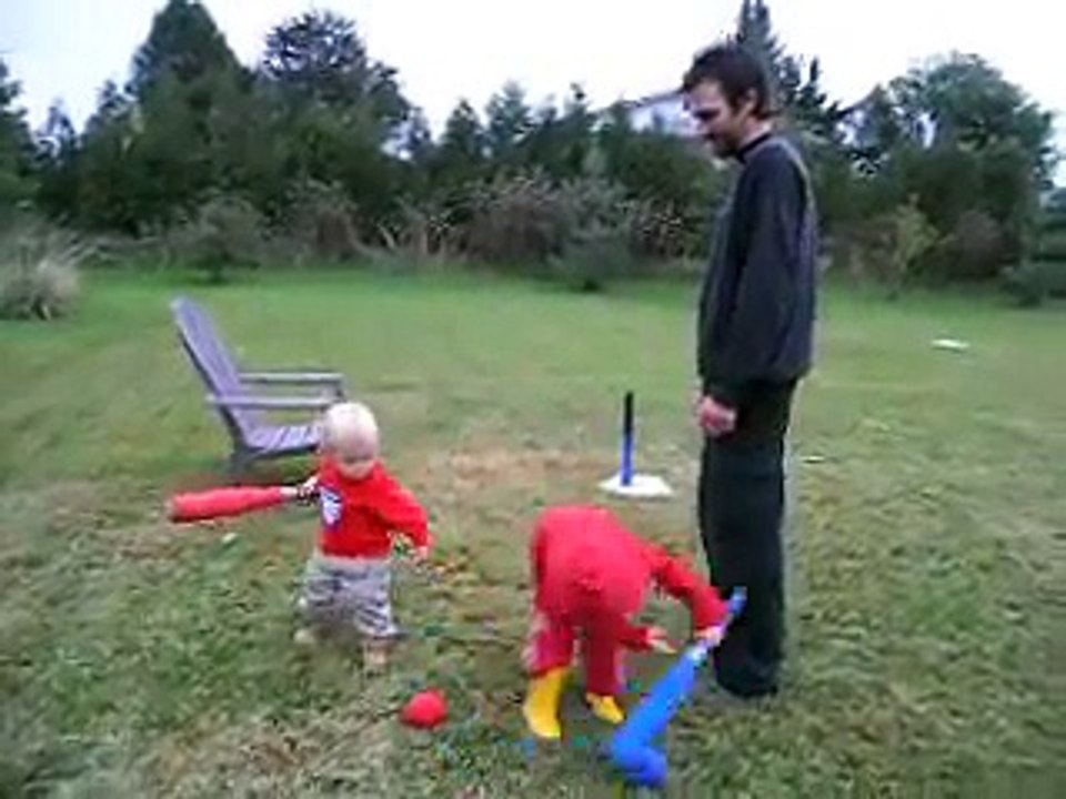 kids playing Tball video Dailymotion