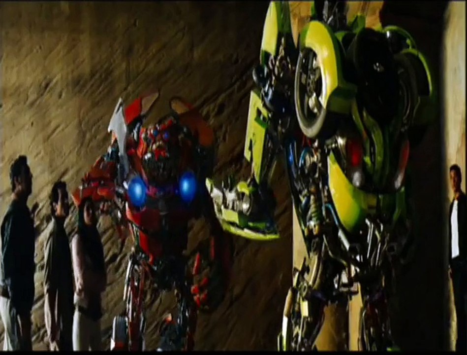 Transformers ROTF Mudflap vs. Skids