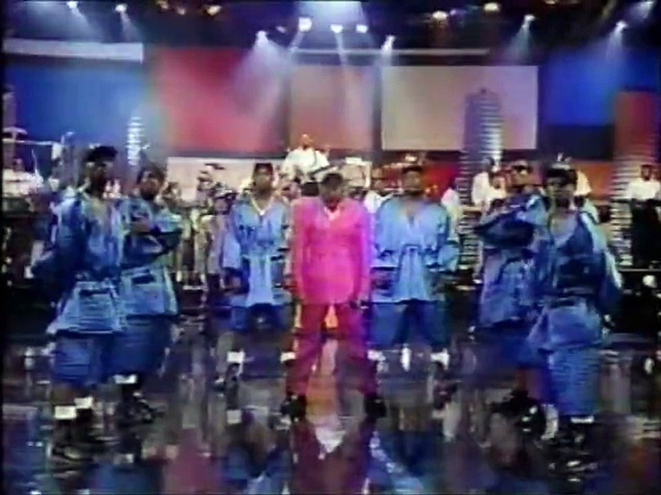 MC Hammer (LIVE) '2 Legit 2 Quit'