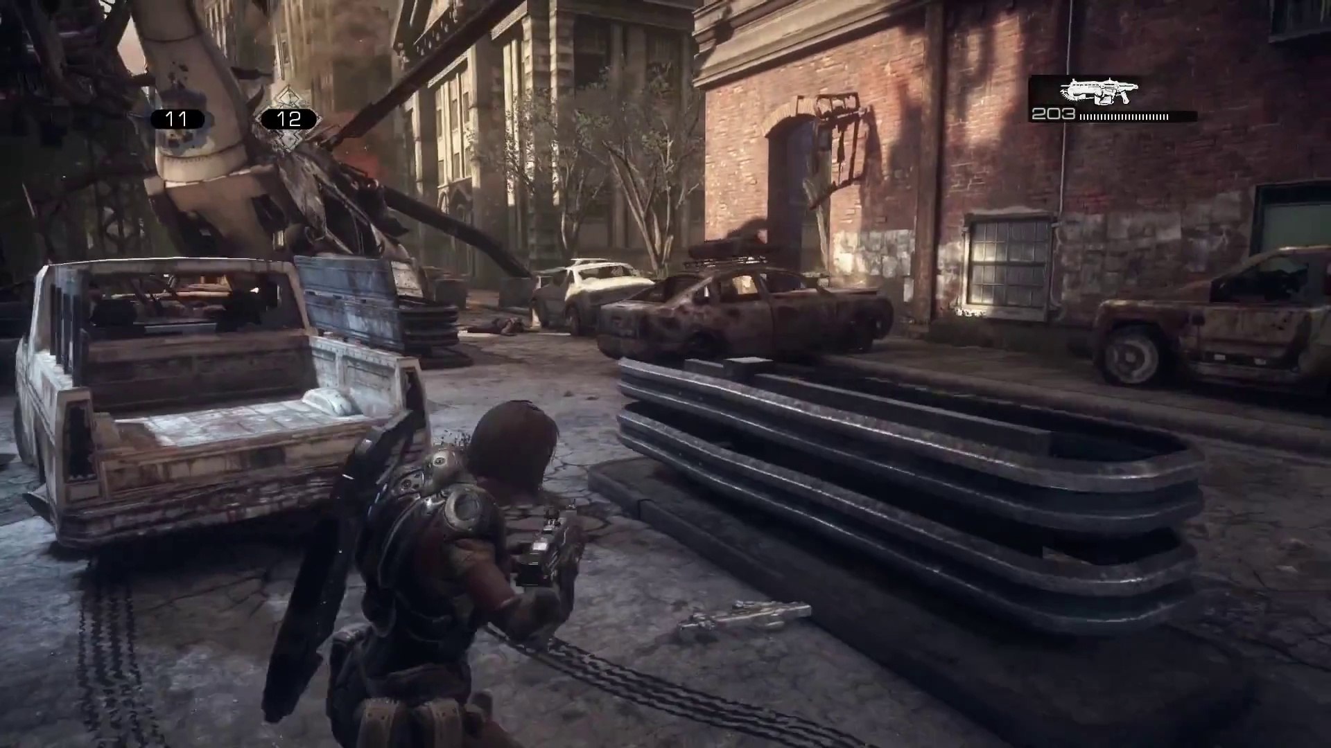 Gears of War: Ultimate Edition VS Gears of War 3! (Multiplayer Gameplay) 