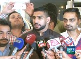Pakistani boxer Amir Khan talking with media on Lahore Airport