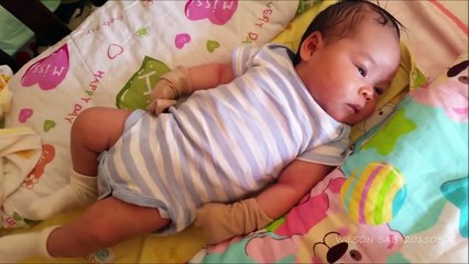 ᴴᴰ1080➤Day54    Baby sits Facing Mommy being Cute, Takes a Bath and more