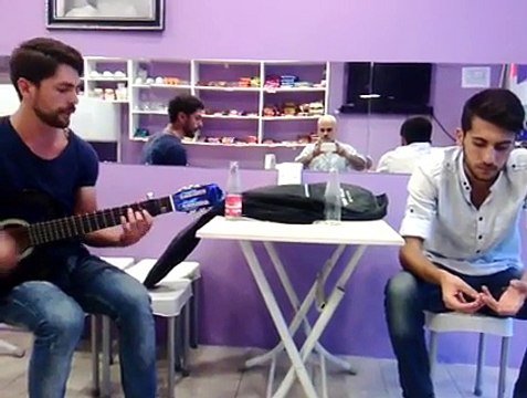 Demet Akalın - Yıkıl Karsımdan (gitar)