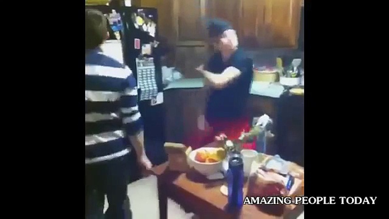 BEST VINES OF DECEMBER 2014 VINE COMPILATION OF THE WEEK