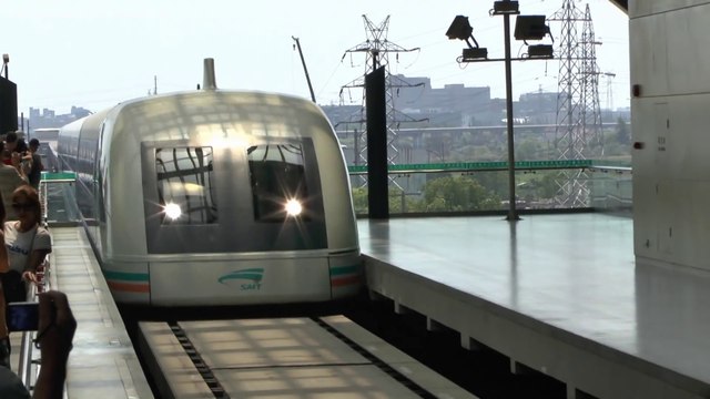 Passenger's POV on the world's fastest train: 431kph speed! Maglev Train