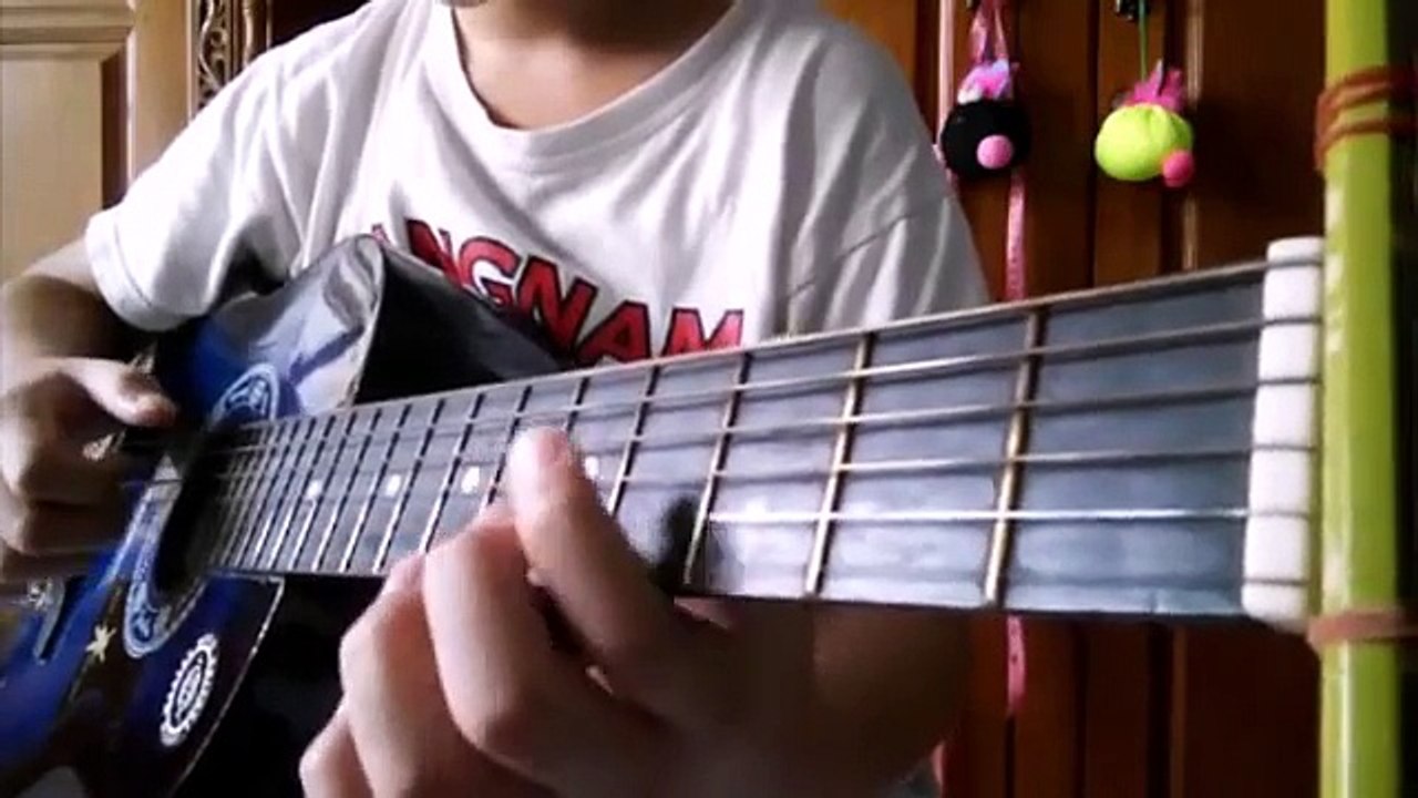 Getsunova ไกลแค่ไหนคือใกล้ Fingerstyle cover by first