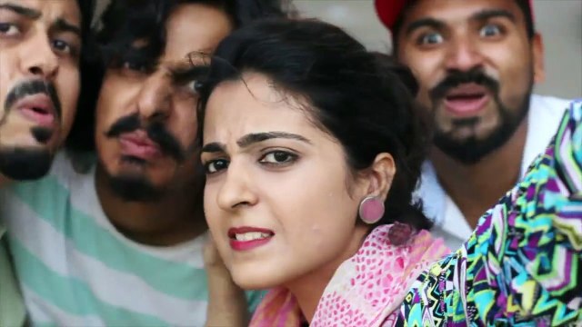 Random people be taking your pics like By Bekaar Vines