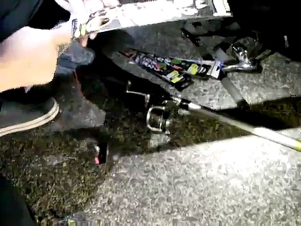 三重県長島は、長良川河口堰でウナギ釣り！