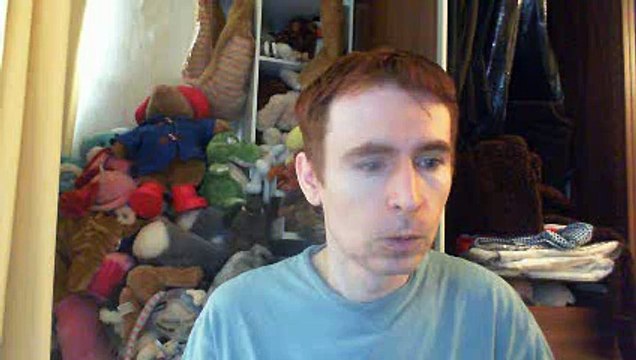 Wiwi égratigne la chatte à Mireille de Seth Gueko & Niro