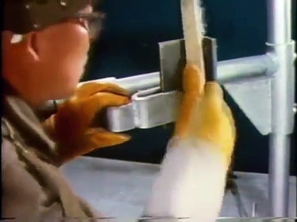 被覆アーク溶接　教材　９　立て向き溶接　上進法