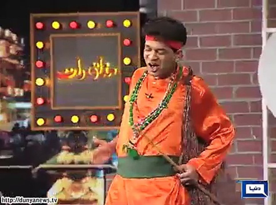 Watch Jogi, Humaima Malik bond on mazakraat.