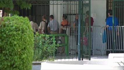 ارتفاع حالات الانتحار بأكثر من 30% في اليونان