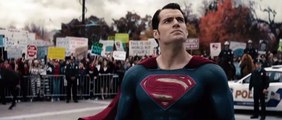 Batman v Superman Dawn of Justice - Comic-Con Trailer Italiano