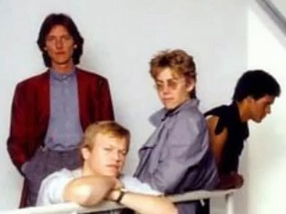 Level 42  *Lessons in Love* Lyrics