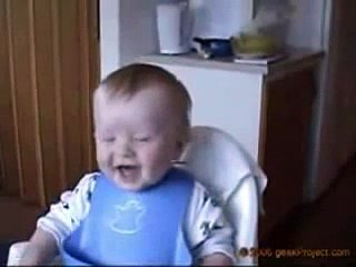 Bebés muertos de risa