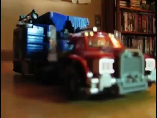 Stop Motion Transformers: Optimus Prime (Armada)