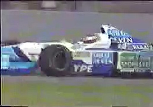 F1 1996 Alesi & Panis Crash Imola