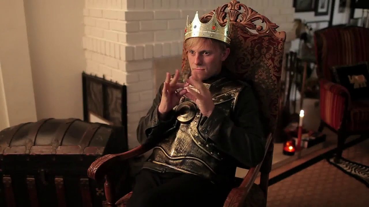 2013.03.27 Craig Robert Young @ Game of Thrones Harlem Shake (parody)
