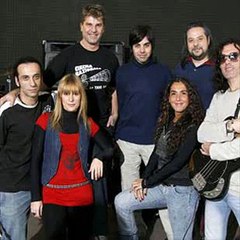 Vilma palma e vampiros - Auto rojo.