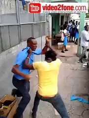Shocking: Crazy fight in frankfield Jamaica bus driver and conductor!