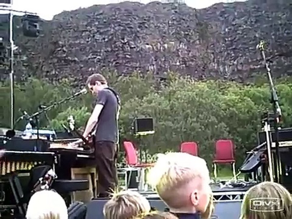 Sigur Ros # Glosoli live in Asbyrgi