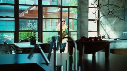 Bad Teacher (Unrated) - Elizabeth We Need To Talk - HD