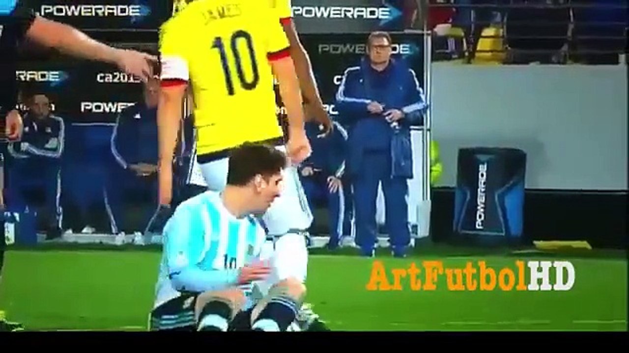 Lionel Messi • Amazing Skill Move & Dribble • 2014/15 |HD|