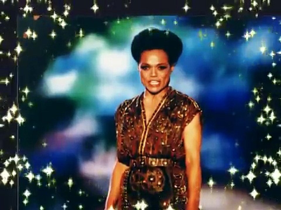 Eartha Kitt: c`est magnifique.