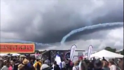 Avião mata uma pessoa após cair em festival promovido por ator de Capitão América