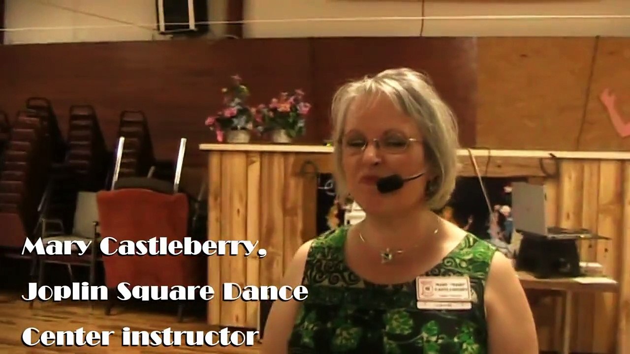How To Do The Chicken Dance