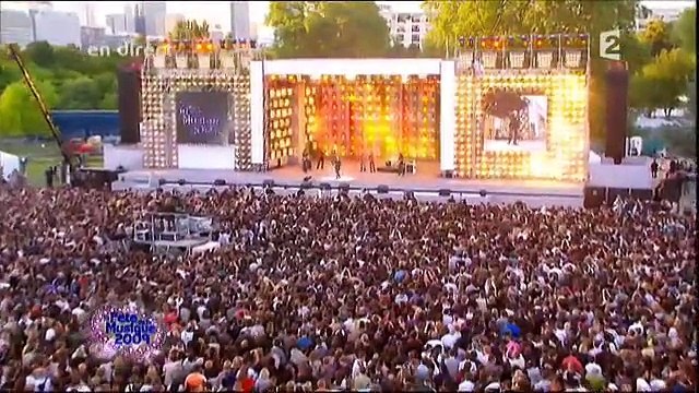 Florent Pagny Que nadie sepa mi sufrir - Edith Piaf Live à La Fete de la Musique 2009