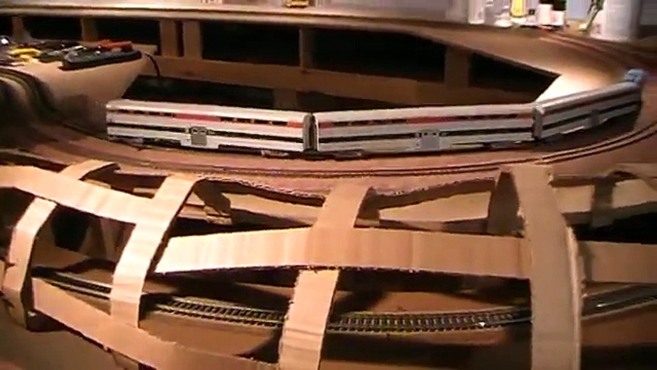 Lake Lundie layout update #1(HO scale train layout build)