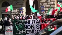 Blitz Casapound in sede Ue a Roma. Tensioni con Polizia, arrestato vicepresidente Di Stefano