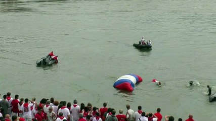 Le 1er RPIMA saute sur les Fêtes de Bayonne