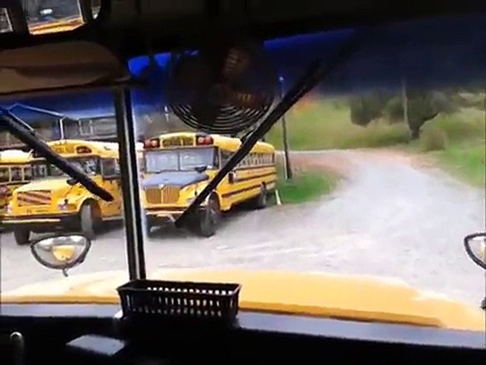 Driving a 95 Thomas 3800 School Bus
