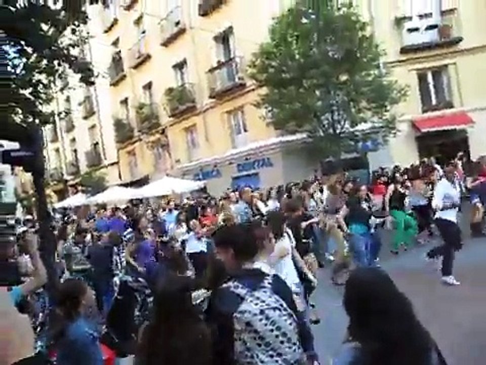 Flashmob Madrid 3.6.11 - DANZA KUDURO