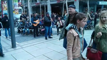 Straßenmusik Frankfurt Zeil - Roma Musik (Almanyada sokak) Roman Müzik 20.04.2013