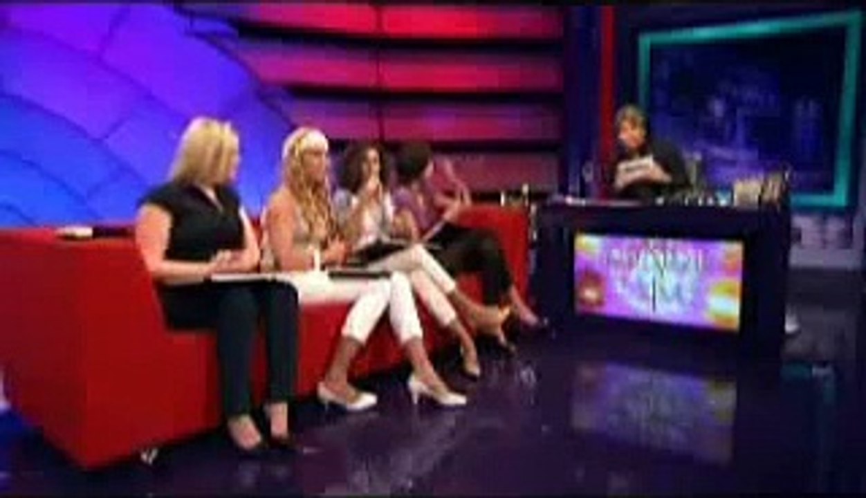 Dom blondje bij Jensen - Hoeveel eieren zitten er in een DOZIJN?