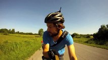 Red-winged blackbird attacks cyclist