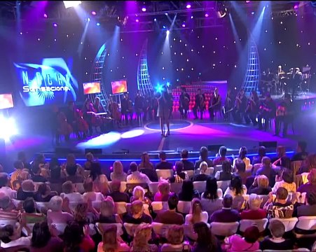 NURIA FERGÓ “VOLVER A COMENZAR“