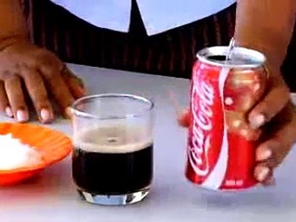 Experiment Chemistry : What Causes Coke and Salt to Foam? | science projects for class 7, | science