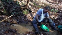 Gold Prospecting in the Mountains - Dirty Quartz Creek, panning and bazooka sluicing