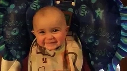 Baby Start Crying When Mom Sing a Sad Song